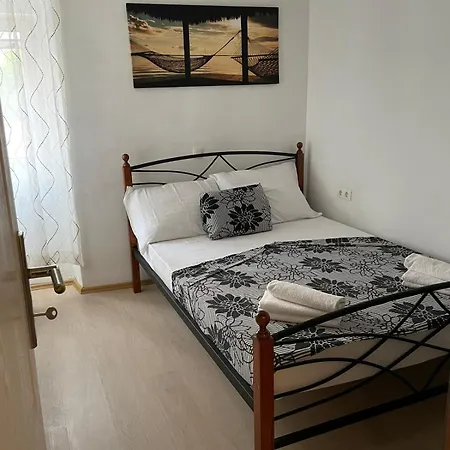 Zadar Beach Apartments Zara