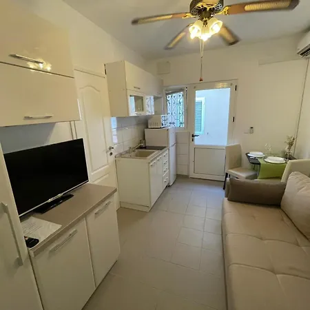 Daire Zadar Beach Apartments *