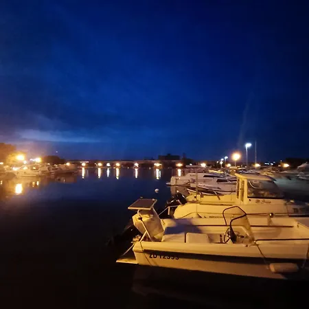 Zadar Beach Apartments Zara