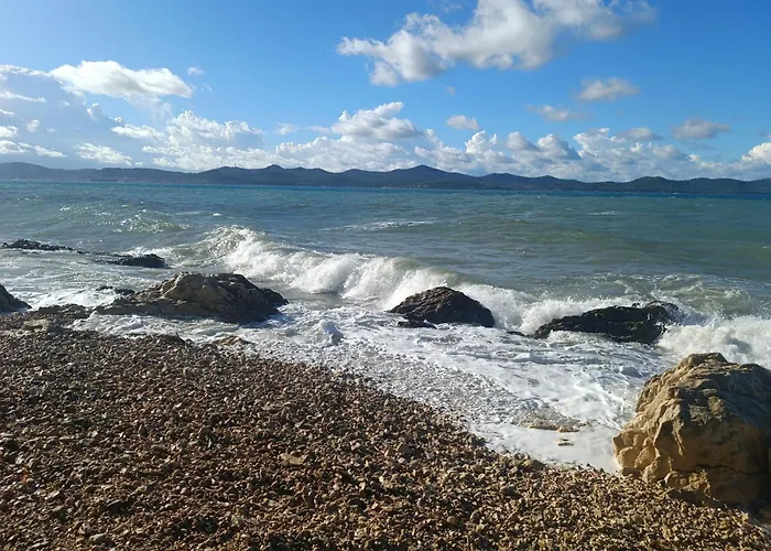 Zadar Beach Apartments Задар