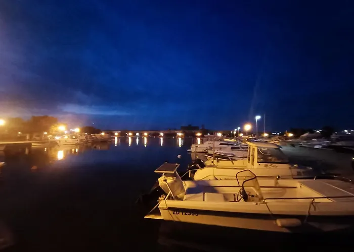 Zadar Beach Apartments Задар