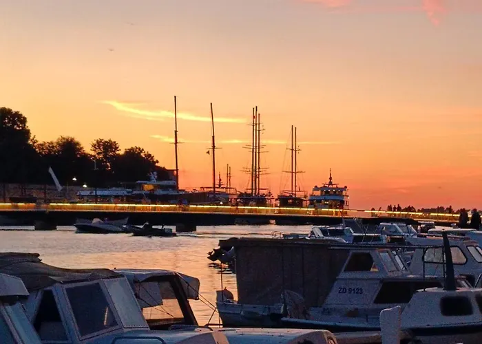 Апартаменты Zadar Beach Apartments