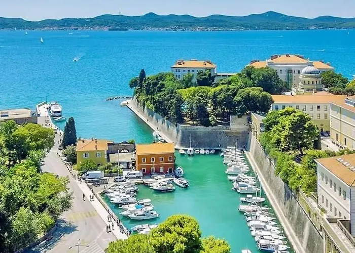 Апартаменты Zadar Beach Apartments *